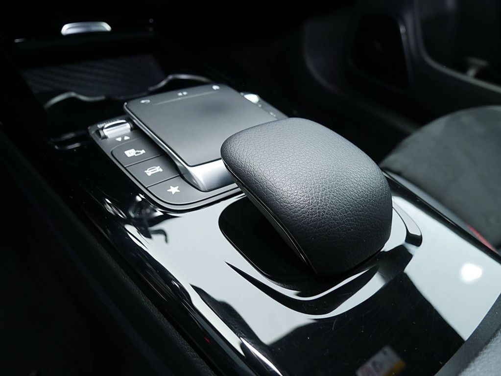 Mercedes-Benz CLA 200 2020