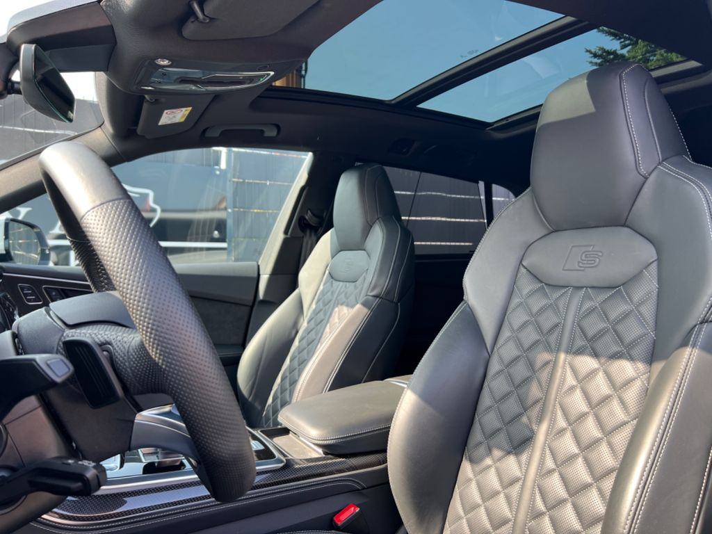 Audi SQ8 2021