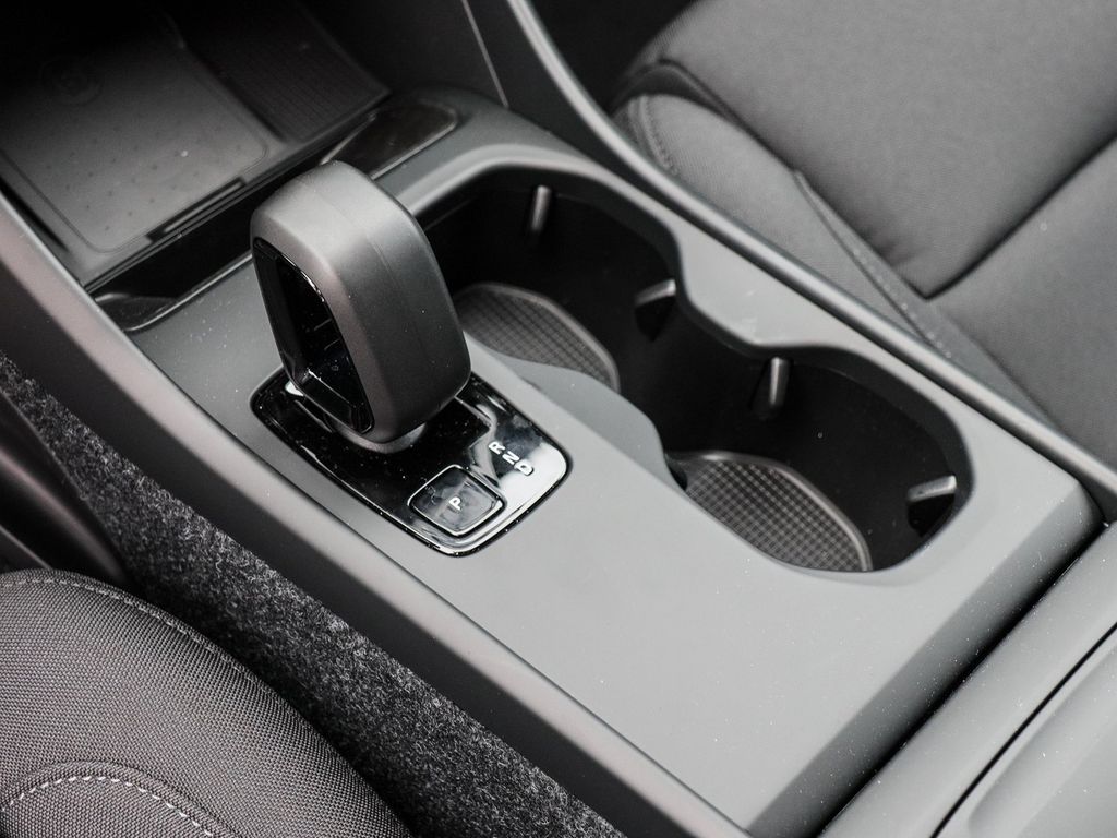 Volvo EX40 2025