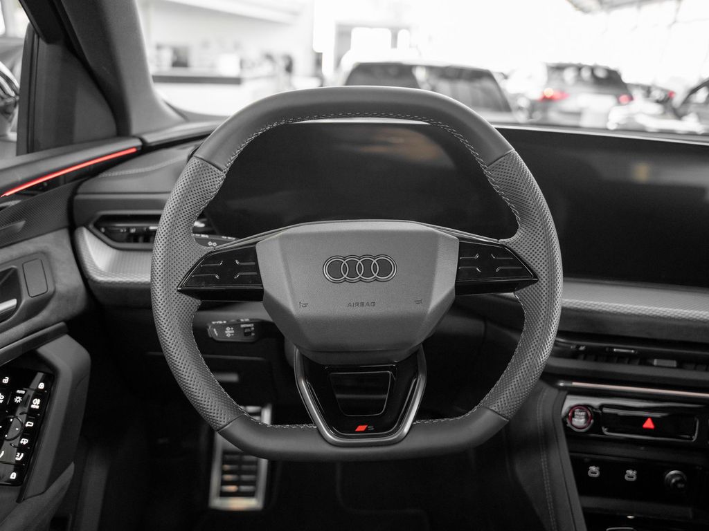 Audi SQ5 2025
