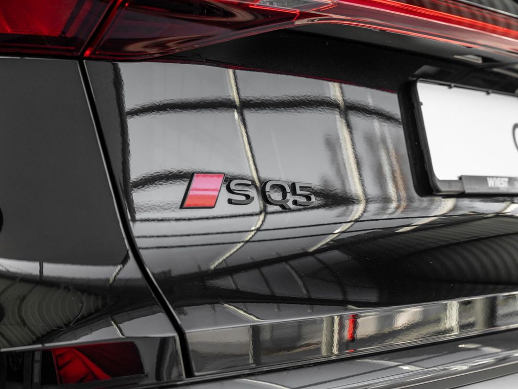 Audi SQ5 2025
