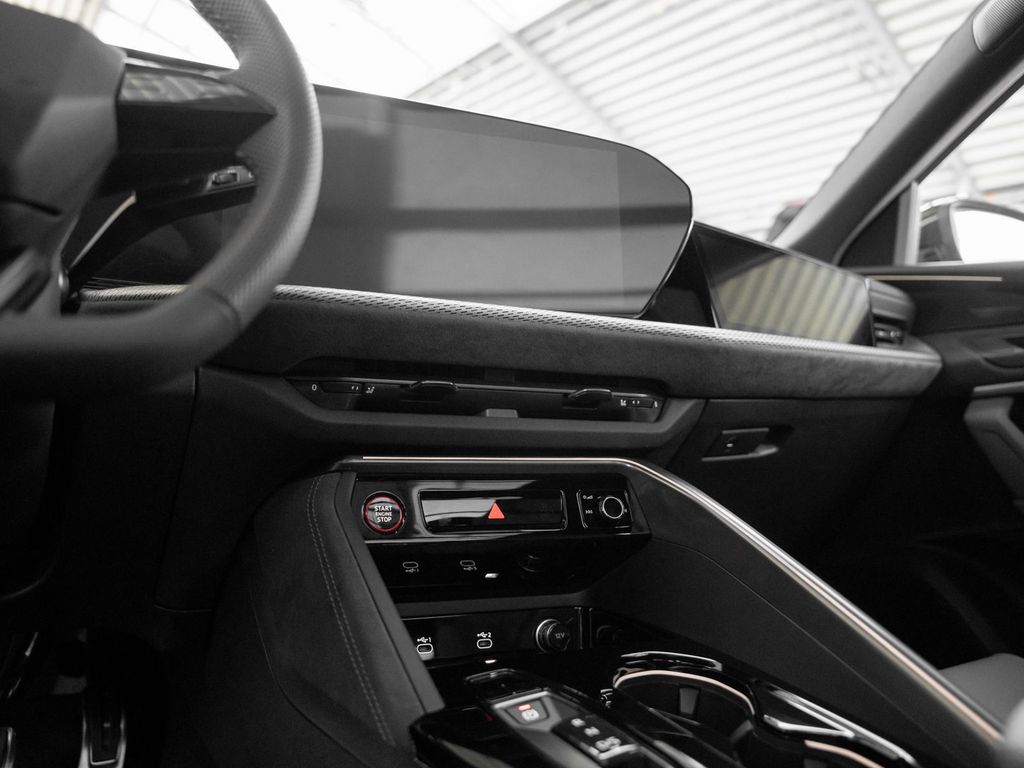 Audi SQ5 2025