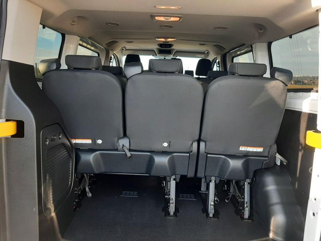 Ford Tourneo Custom 2024