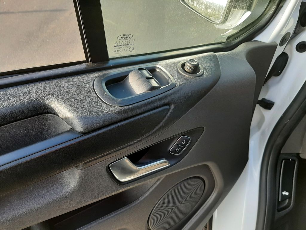 Ford Tourneo Custom 2024