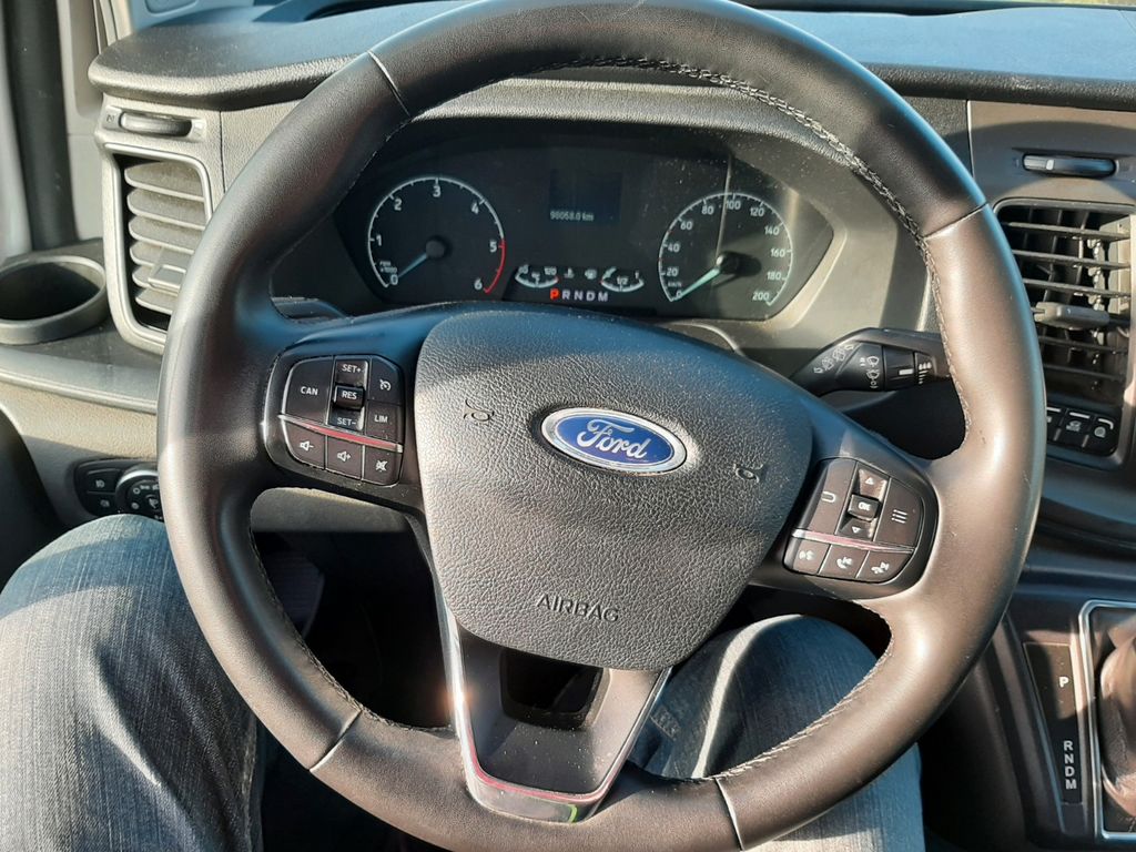 Ford Tourneo Custom 2024