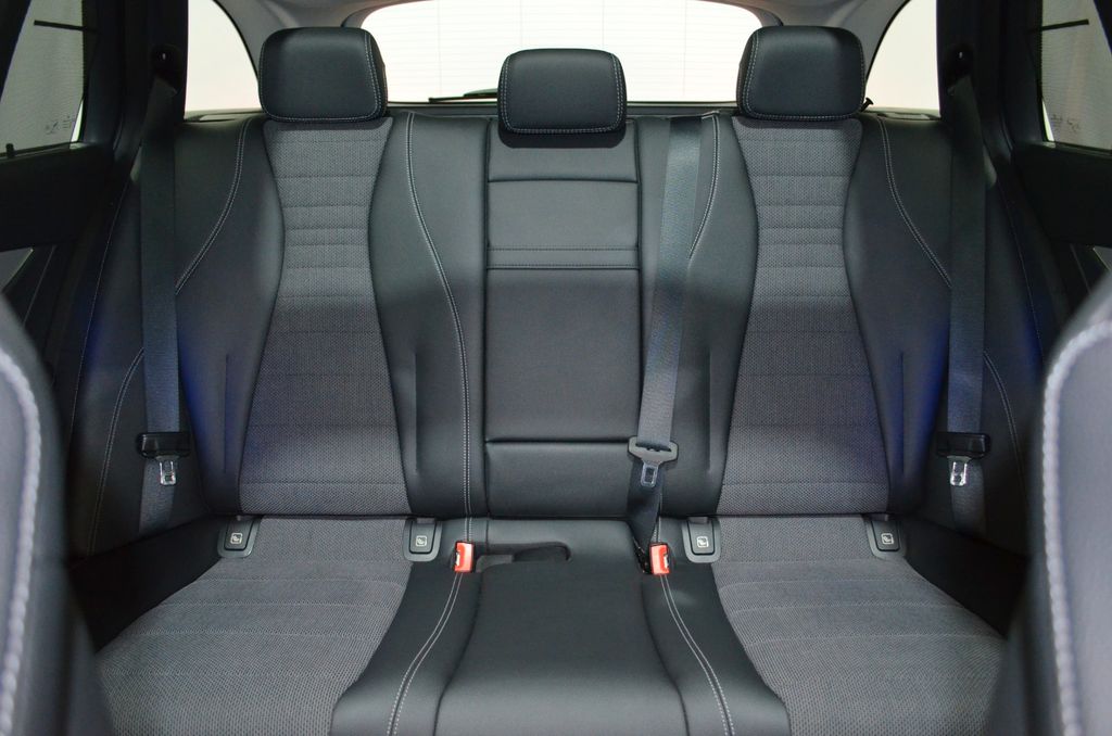 Mercedes-Benz E 300 2021