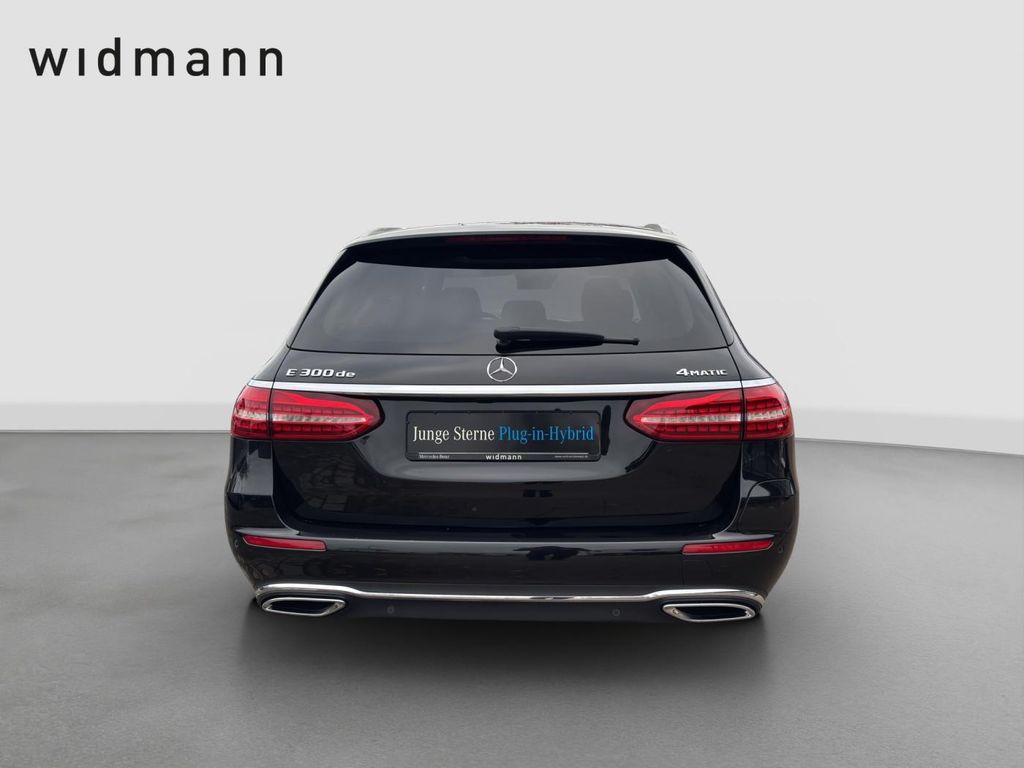 Mercedes-Benz E 300 2022