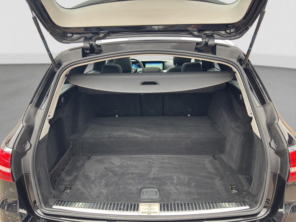 Mercedes-Benz E 300 2022