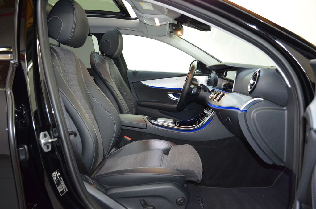 Mercedes-Benz E 300 2021