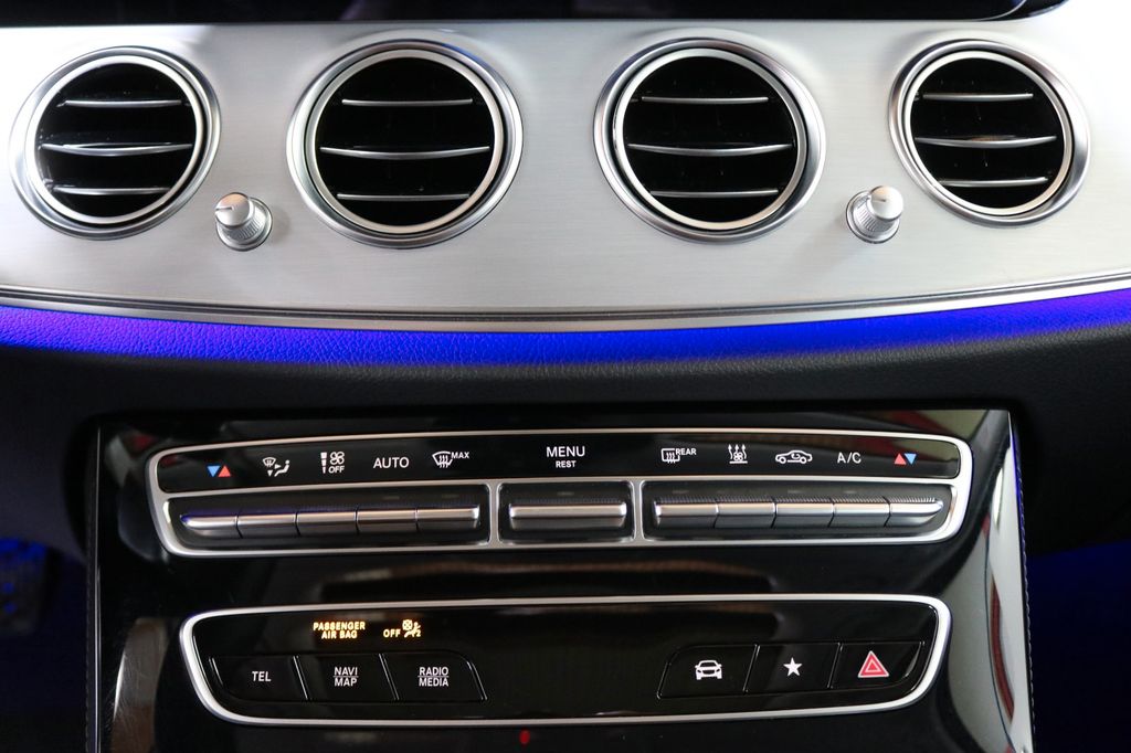 Mercedes-Benz E 300 2021