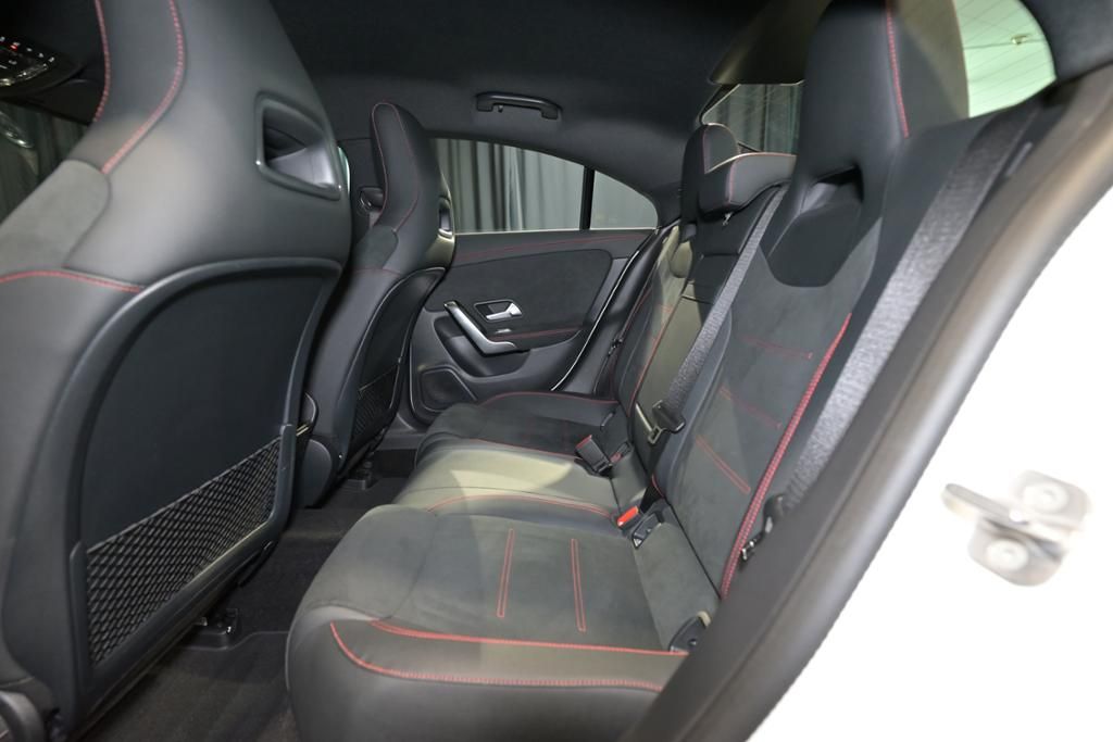 Mercedes-Benz CLA 200 2024