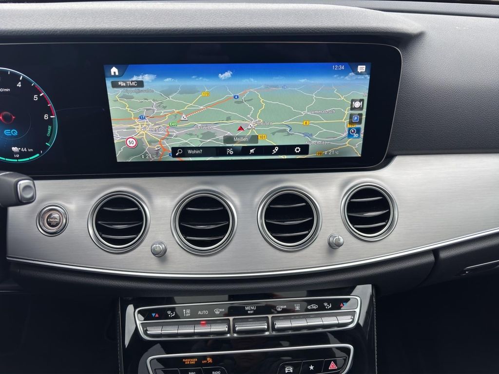 Mercedes-Benz E 300 2022
