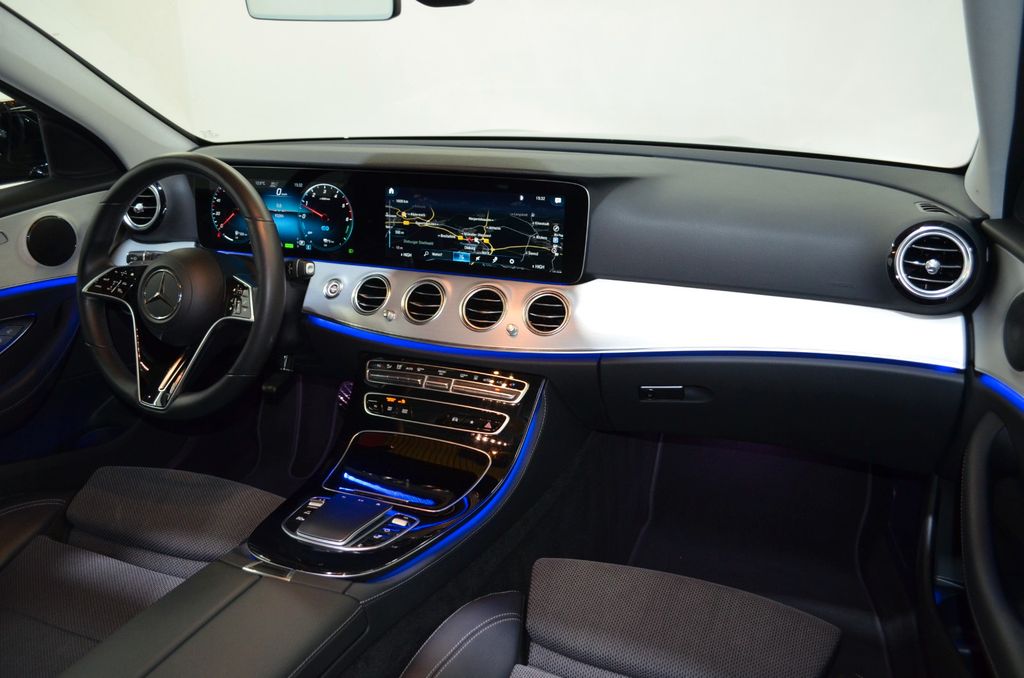 Mercedes-Benz E 300 2021