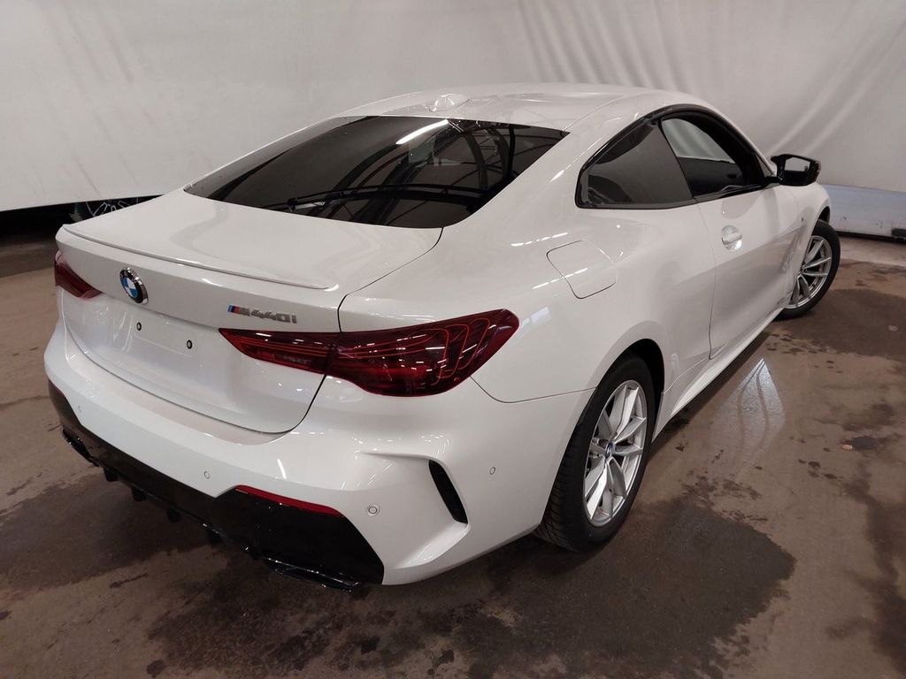 BMW M440 2025