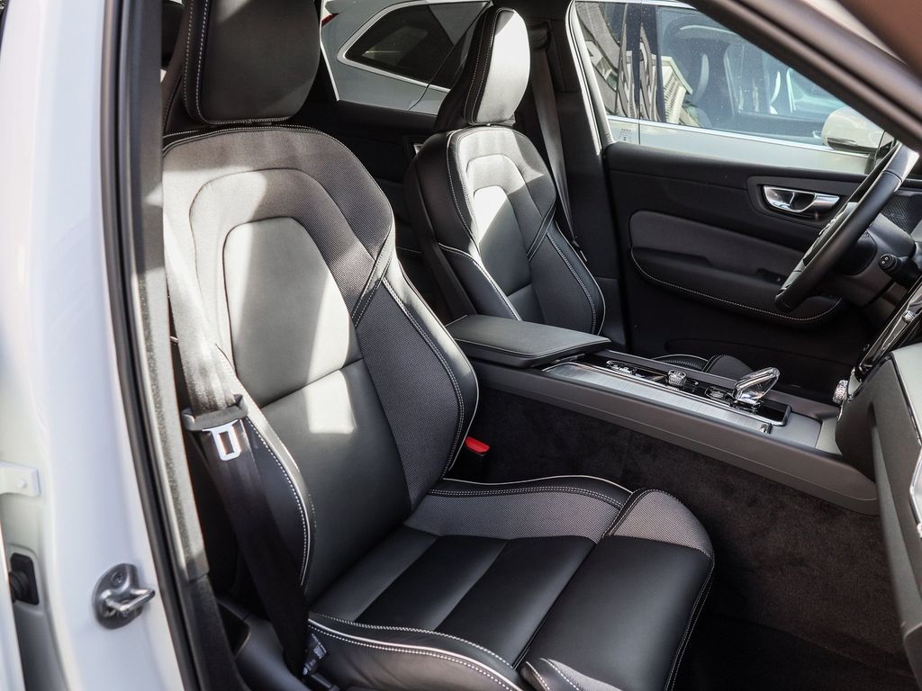 Volvo XC60 2024