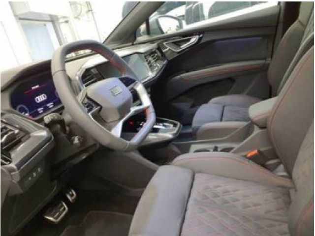 Audi Q4 e-tron 2025