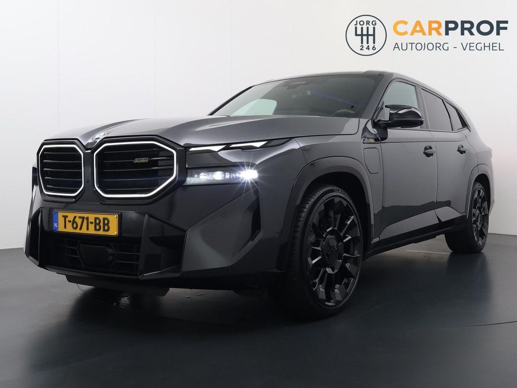 BMW XM 2023