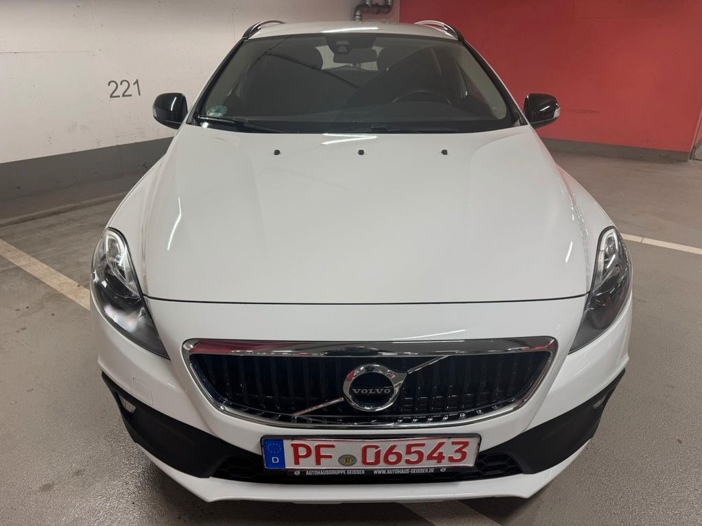 Volvo V40 Cross Country 2016