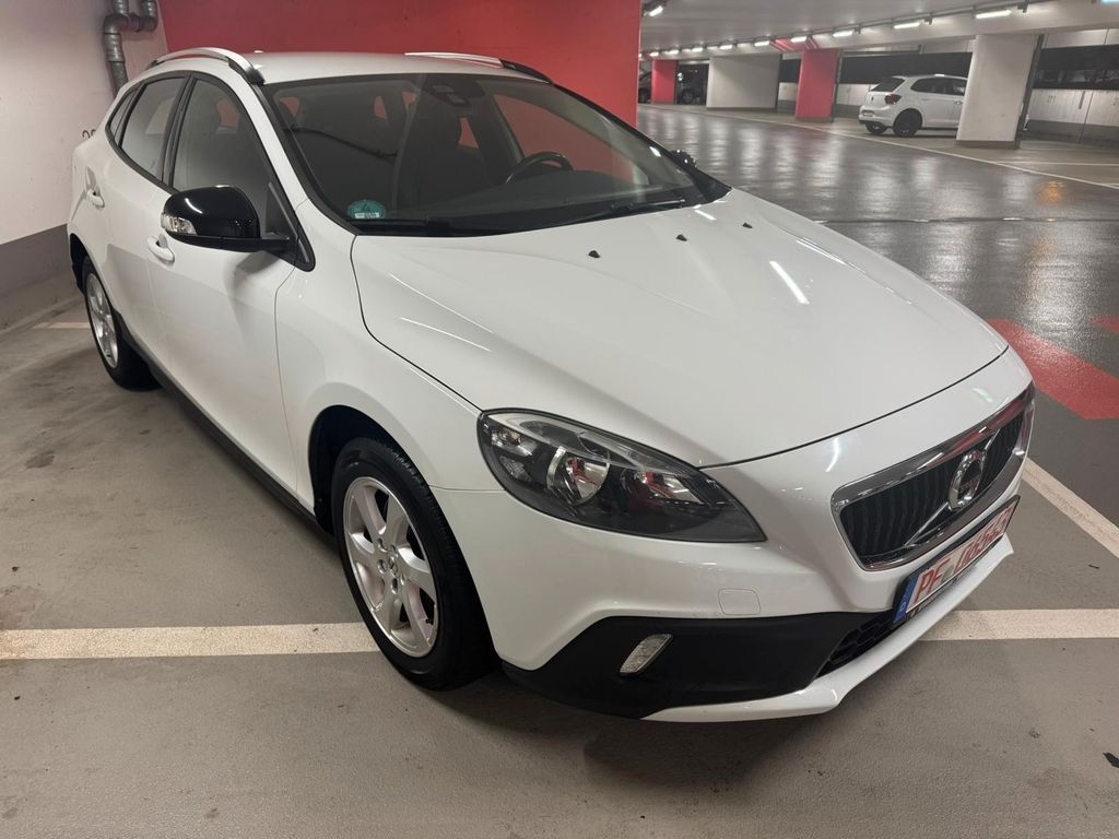 Volvo V40 Cross Country 2016