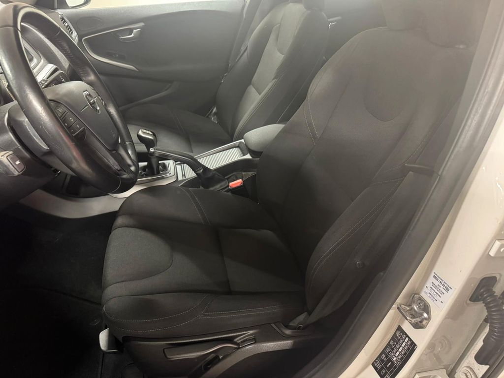 Volvo V40 Cross Country 2016