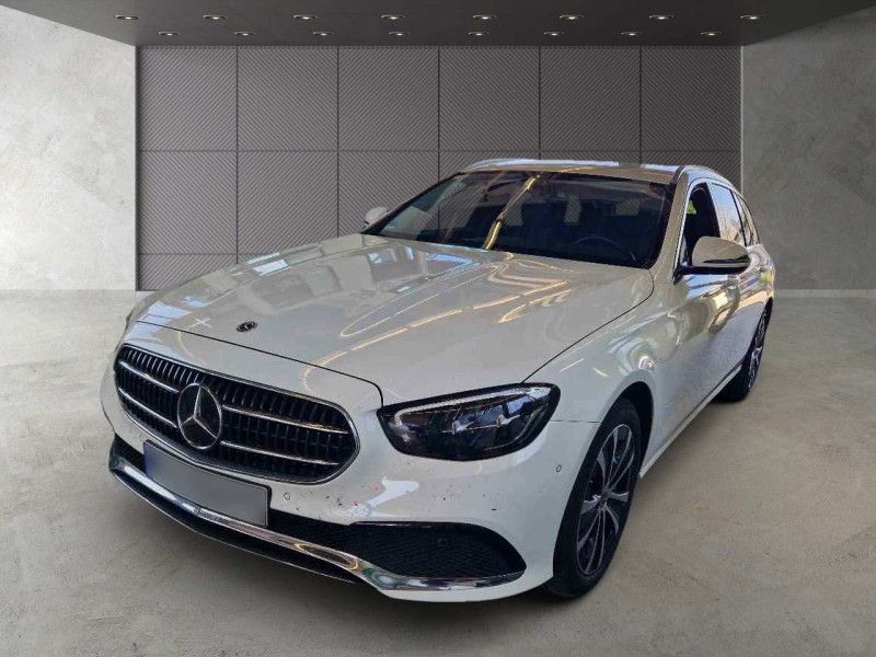 Mercedes-Benz E 300 2022