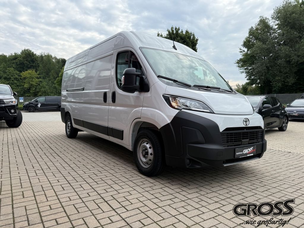 Toyota Proace Max 2024