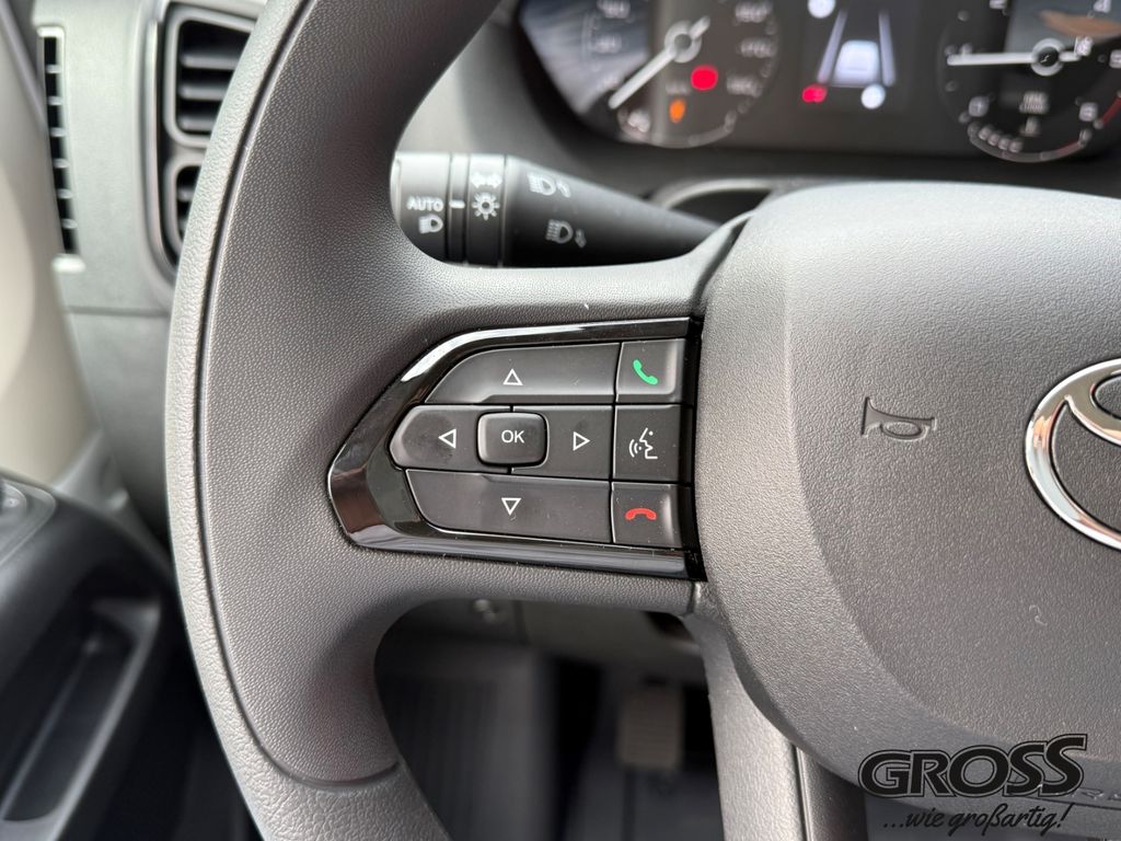 Toyota Proace Max 2024