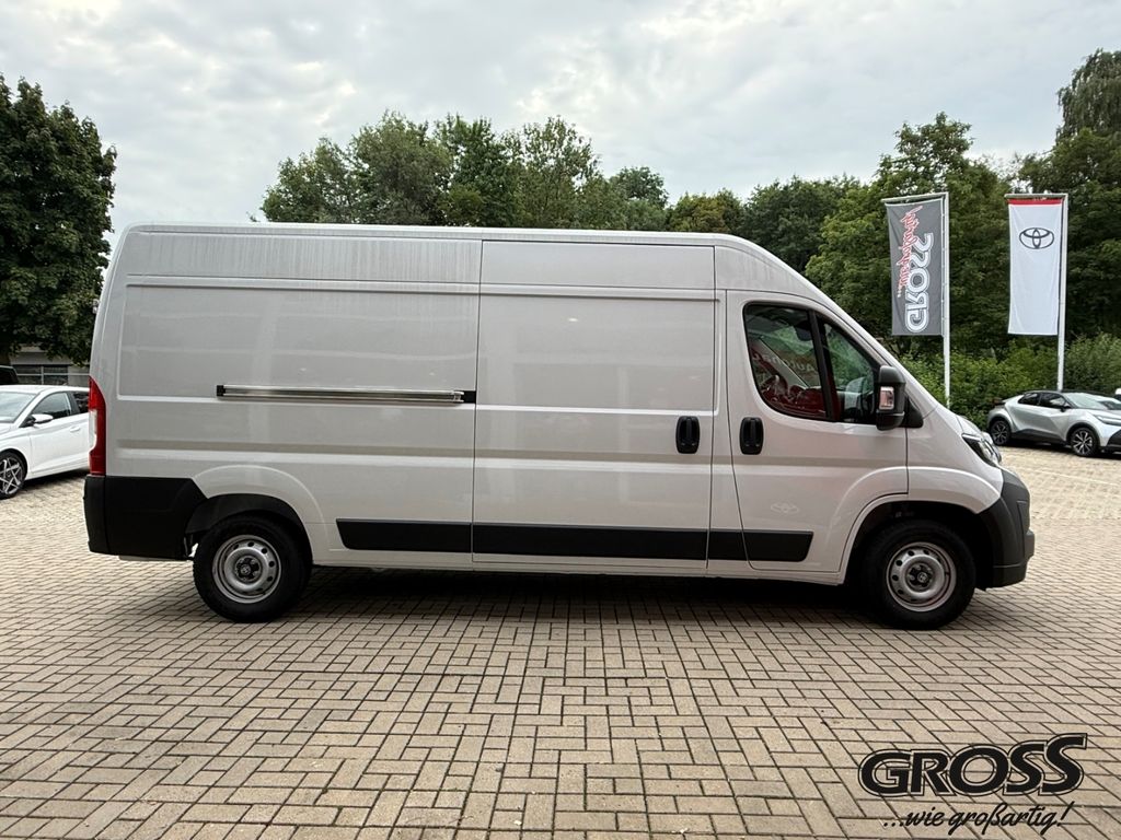 Toyota Proace Max 2024