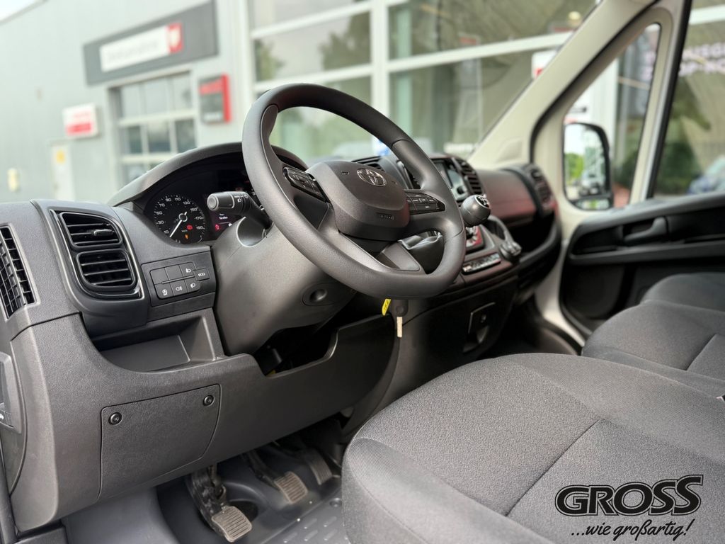 Toyota Proace Max 2024