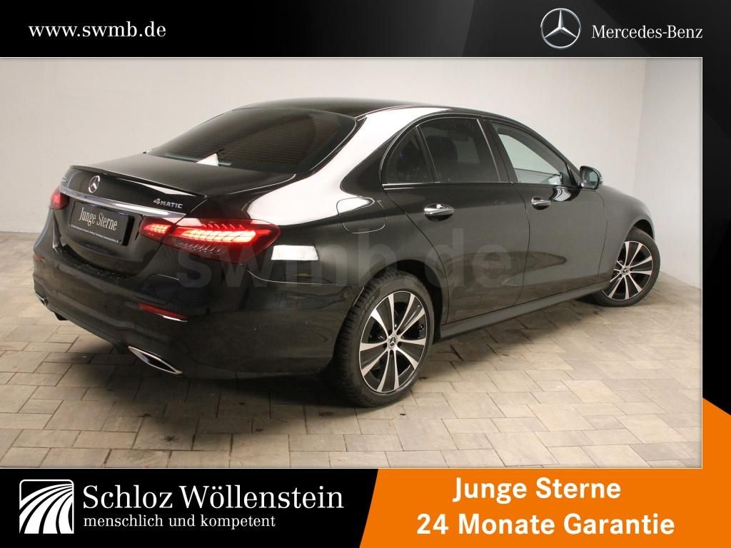 Mercedes-Benz E 300 2022