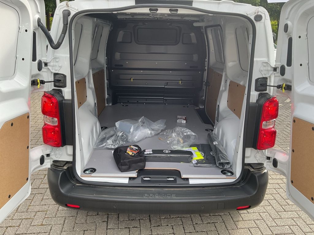Toyota Proace (Verso)