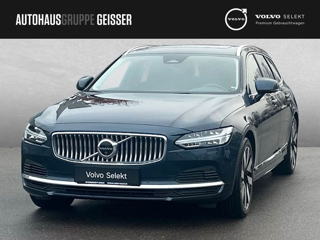 Volvo V90 2025