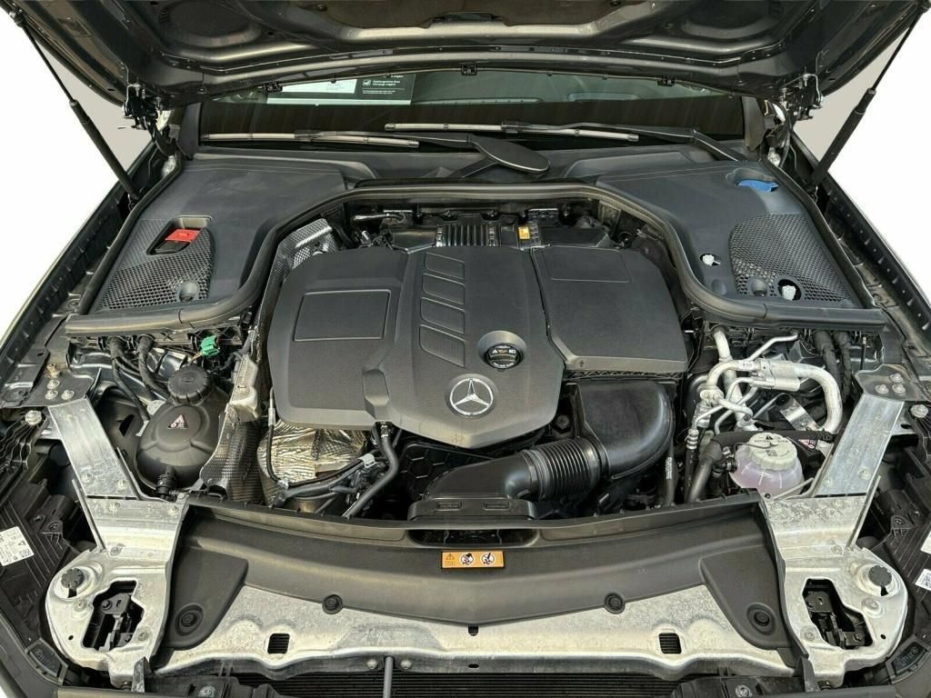Mercedes-Benz E 300 2022