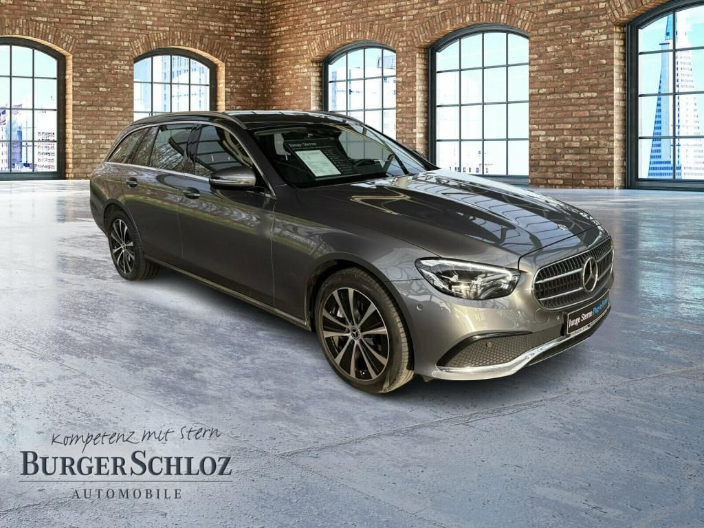 Mercedes-Benz E 300 2022