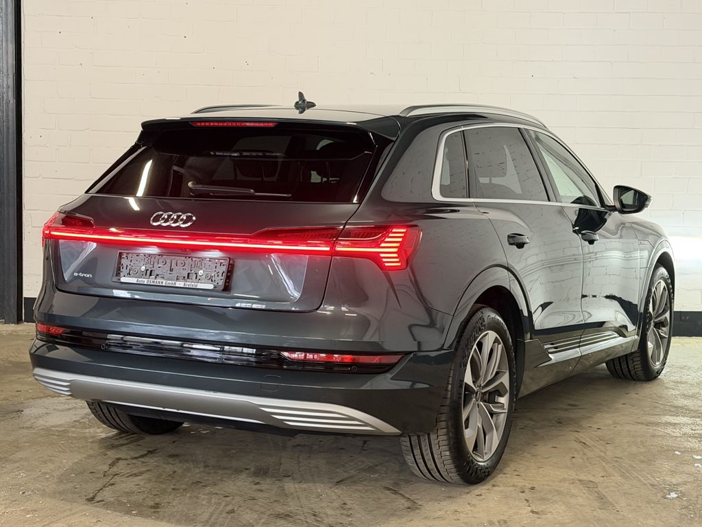 Audi e-tron 2022
