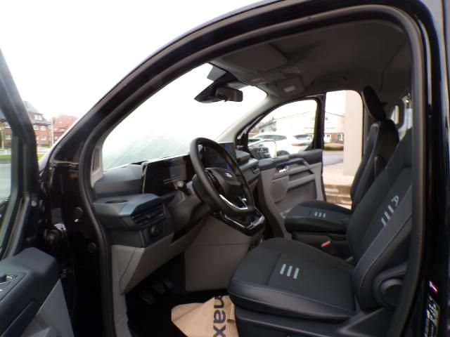 Ford Tourneo Custom 2025