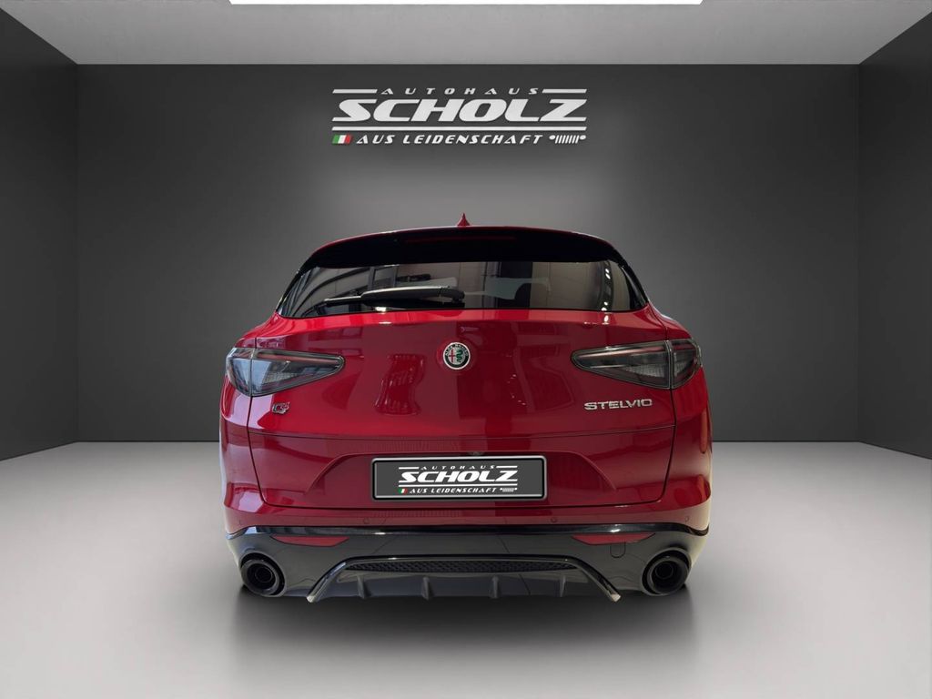 Alfa Romeo Stelvio 2023