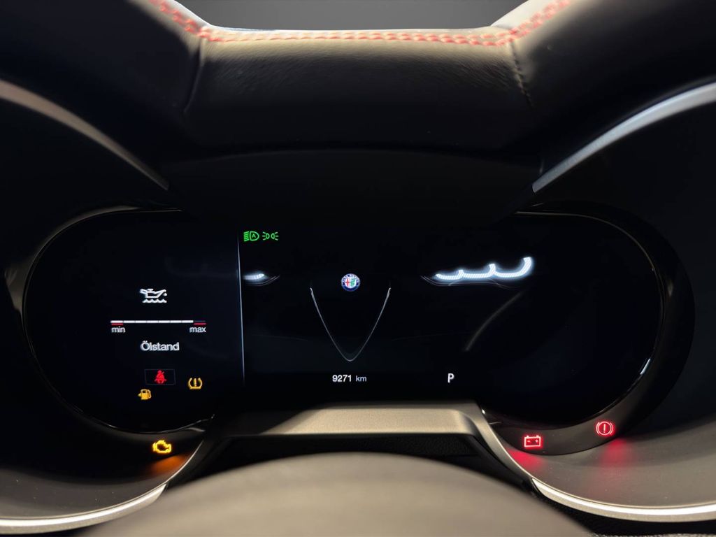 Alfa Romeo Stelvio 2023