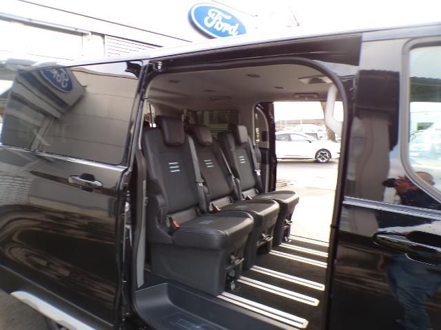 Ford Tourneo Custom 2025