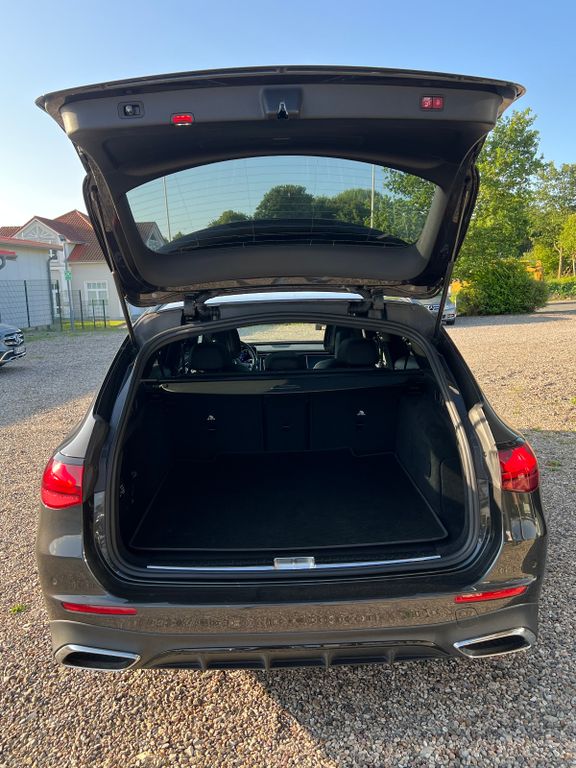 Mercedes-Benz E 220 2024