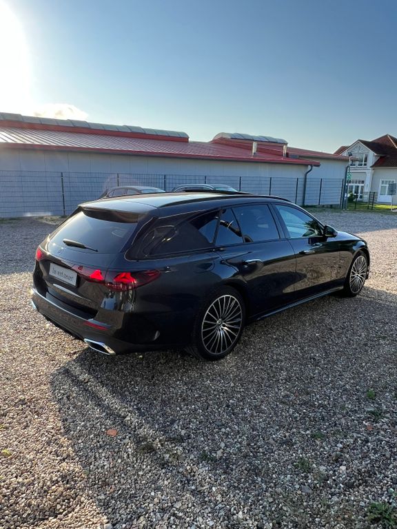 Mercedes-Benz E 220 2024