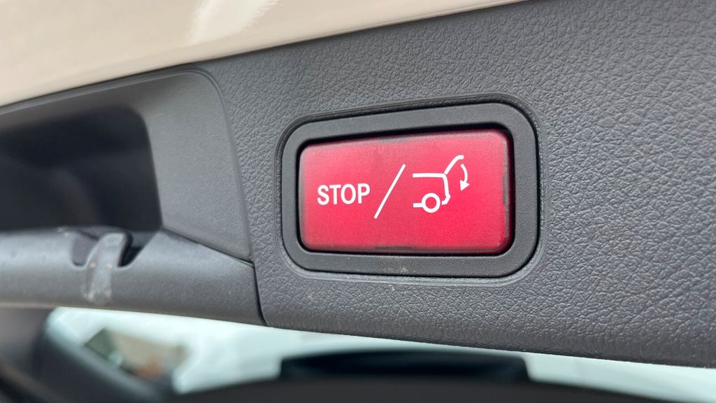 Mercedes-Benz B 200 2024