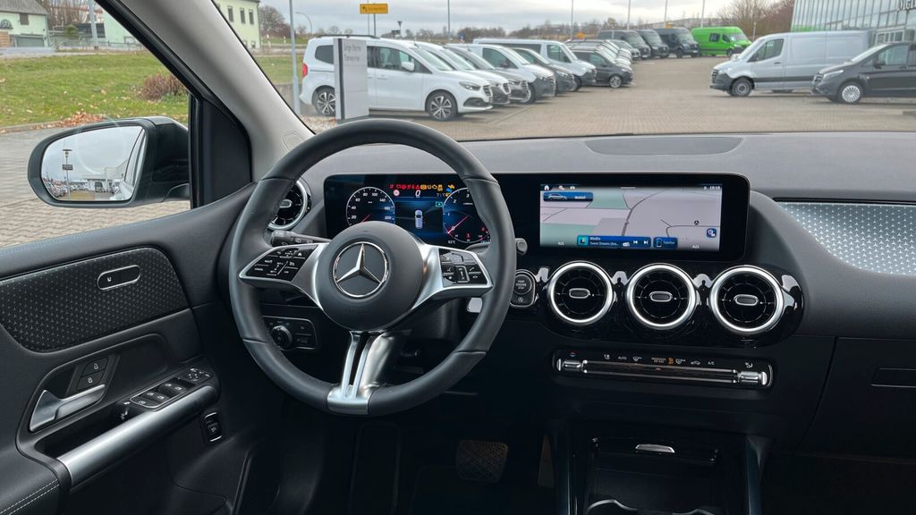 Mercedes-Benz B 200 2024