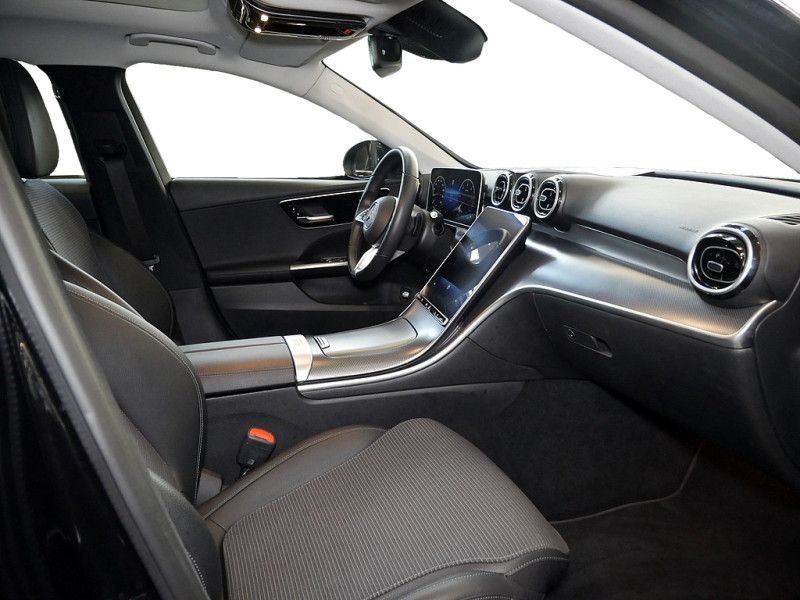 Mercedes-Benz C 300 2023