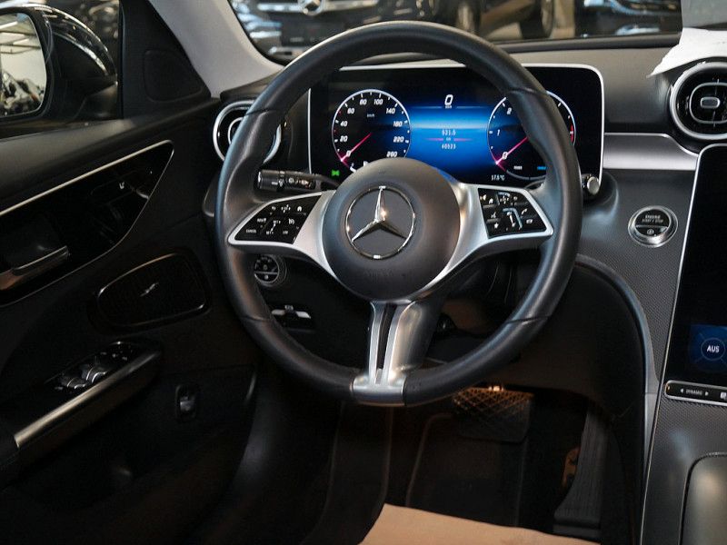 Mercedes-Benz C 300 2023
