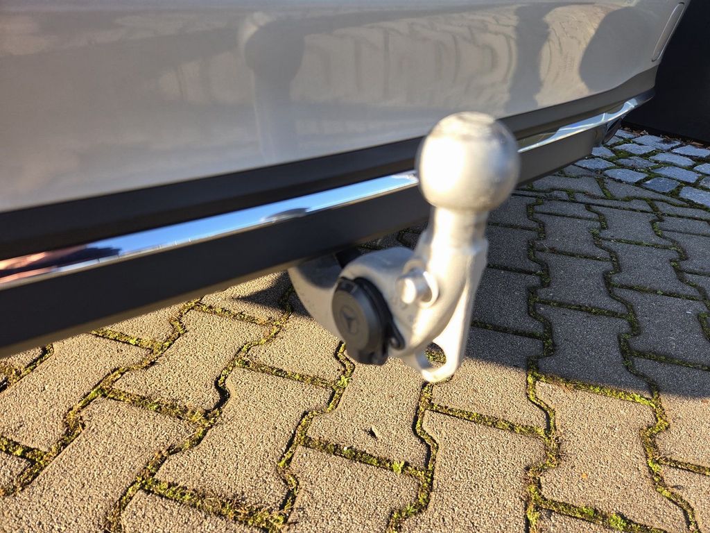 Mercedes-Benz C 200 2024