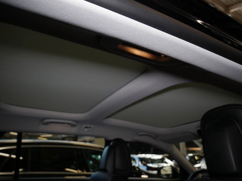 Mercedes-Benz C 300 2023