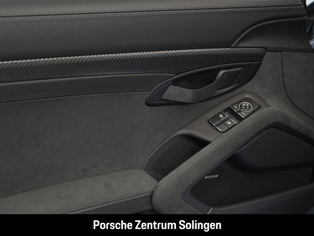 Porsche Boxster 2025