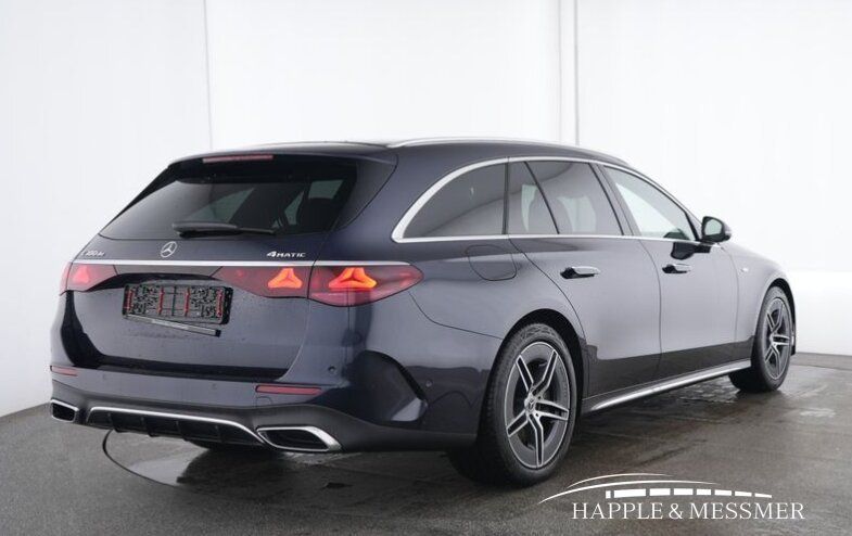 Mercedes-Benz E 300 2025