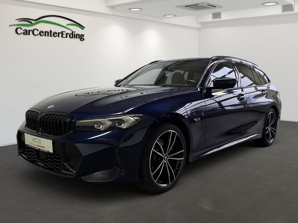 BMW 330 2022